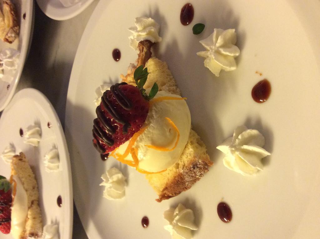 Il Paladino Bed and Breakfast Sciolze Eksteriør billede