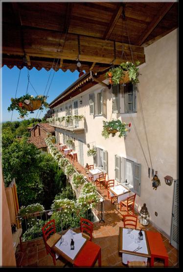 Il Paladino Bed and Breakfast Sciolze Eksteriør billede